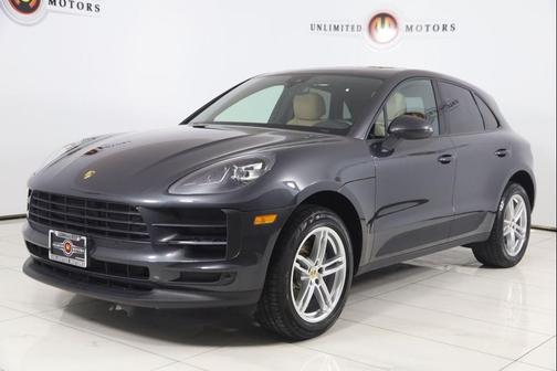 Volcano Grey Metallic 2019 Porsche Macan Macan