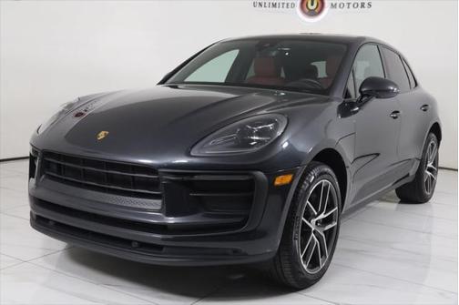 2022 Porsche Macan Base
