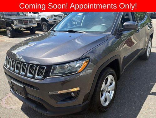 Granite Crystal Metallic Clearcoat 2019 Jeep Compass Latitude