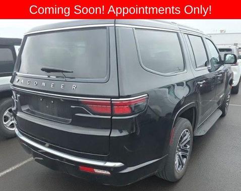 Diamond Black Crystal Pearlcoat 2023 Jeep Wagoneer Series I 4x4