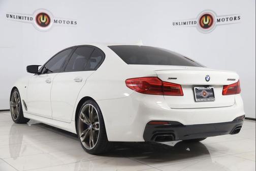 Alpine White 2018 BMW M550 i Xdrive