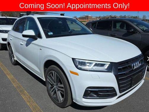 Glacier White Metallic 2020 Audi Q5 Premium Plus 55 TFSI e quattro S tronic