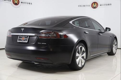2021 Tesla Model S Long Range