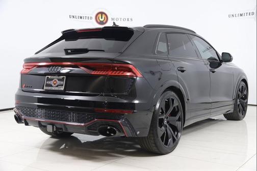 2023 Audi RS Q8 4.0T
