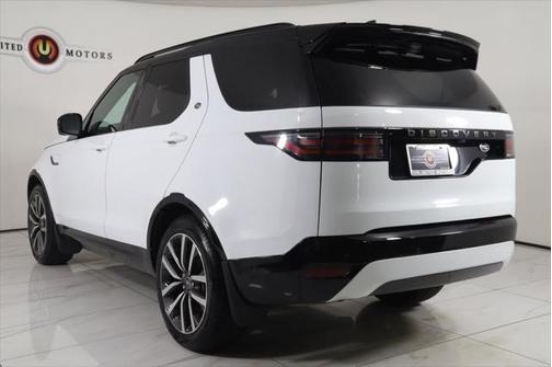 2023 Land Rover Discovery P300 S R-Dynamic