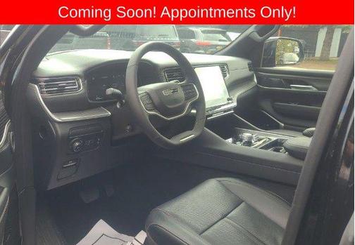 Diamond Black Crystal Pearlcoat 2024 Jeep Wagoneer L Series III 4x4