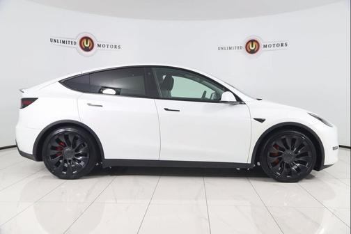 2022 Tesla Model Y Performance Dual Motor All-Wheel Drive