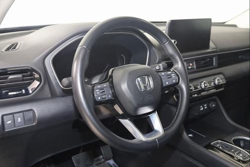 2023 Honda Pilot Touring 8-Passenger