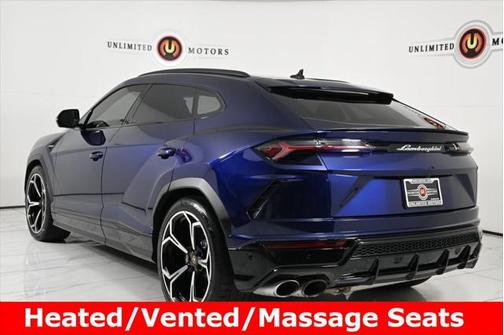 2021 Lamborghini Urus Pearl Capsule