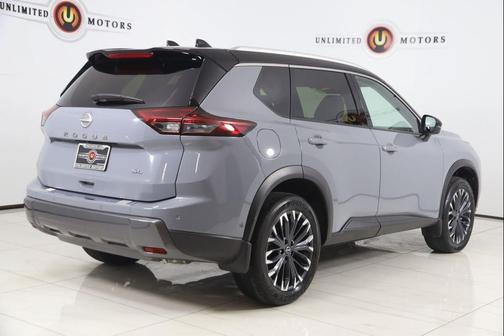 Boulder Gray 2025 Nissan Rogue SL