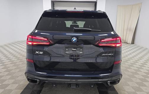 Carbon Black Metallic 2023 BMW X5 PHEV xDrive45e