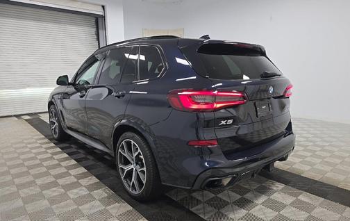 Carbon Black Metallic 2023 BMW X5 PHEV xDrive45e