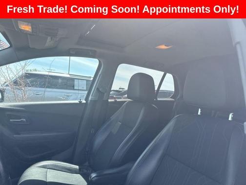 Mosaic Black Metallic 2018 Chevrolet Trax LT