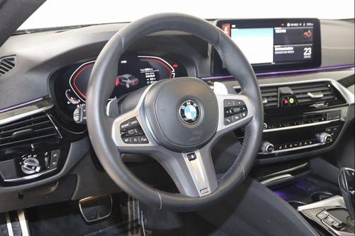 2023 BMW 540 i xDrive