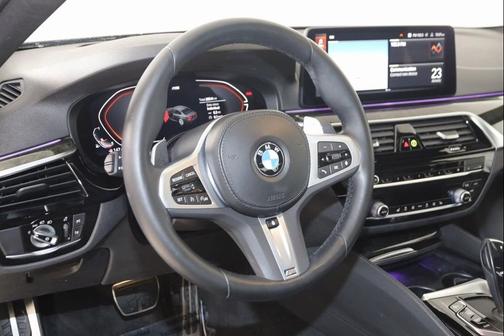 2023 BMW 540 i xDrive