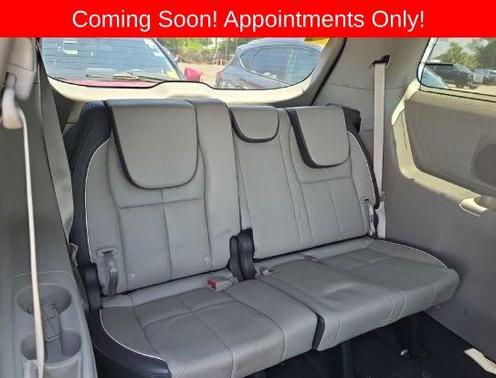 Silky Silver 2018 Kia Sedona SX