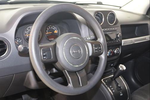 Rugged Brown Pearlcoat 2014 Jeep Compass Sport