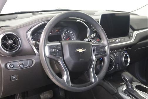 Sterling Gray Metallic 2024 Chevrolet Blazer 2LT