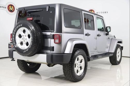 2013 Jeep Wrangler Unlimited Sahara