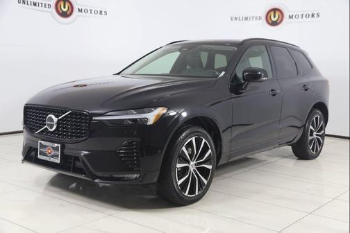 Onyx Black Metallic 2024 Volvo XC60 B5 Plus Dark Theme