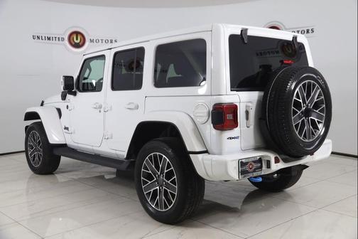 Bright White Clearcoat 2022 Jeep Wrangler Unlimited 4xe Sahara High Altitude
