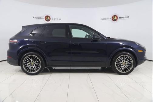 2022 Porsche Cayenne Platinum Edition