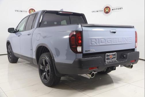 2025 Honda Ridgeline Black