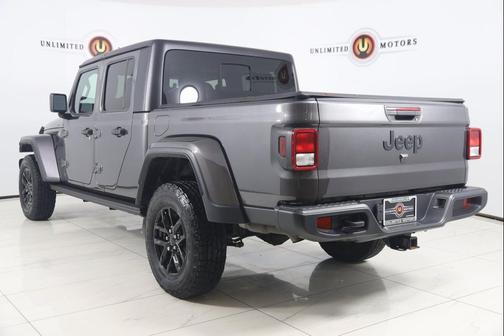 2022 Jeep Gladiator Sport S