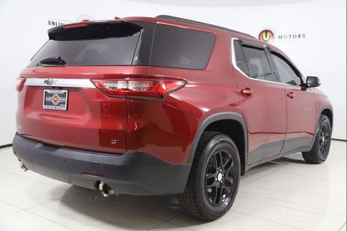 Cajun Red Tintcoat 2020 Chevrolet Traverse LT Cloth