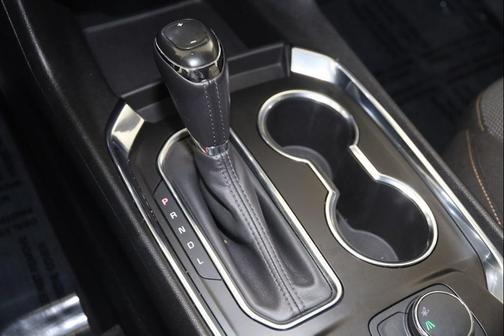 Cajun Red Tintcoat 2020 Chevrolet Traverse LT Cloth