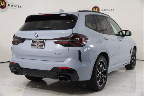 2024 BMW X3 M40i