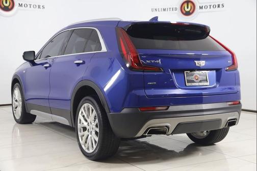 Wave Metallic 2021 Cadillac XT4 Premium Luxury