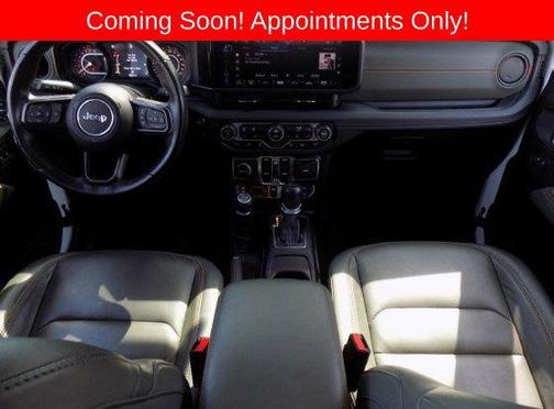 Bright White Clearcoat 2024 Jeep Gladiator Mojave X