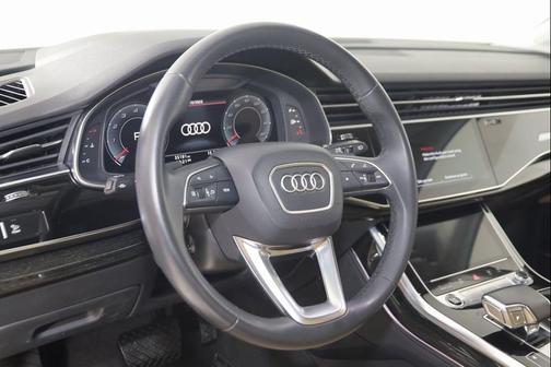 2021 Audi Q7 55 Prestige