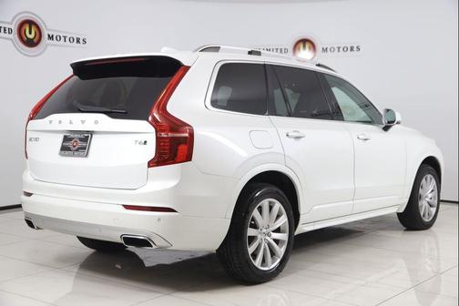 Crystal White Pearl 2016 Volvo XC90 T6 Momentum