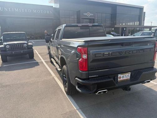 Shadow Gray Metallic 2021 Chevrolet Silverado 1500 LT Trail Boss