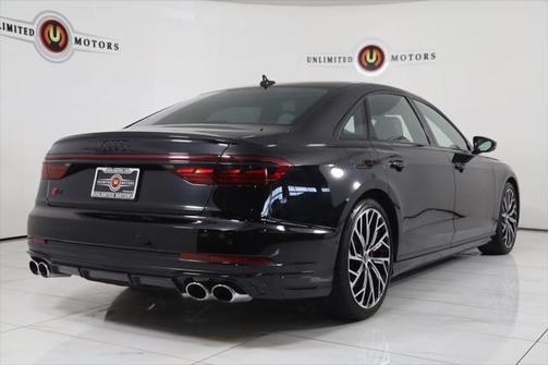 2025 Audi S8 4.0T