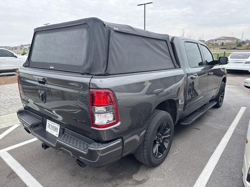 Granite Crystal Metallic Clearcoat 2020 RAM 1500 Big Horn/Lone Star