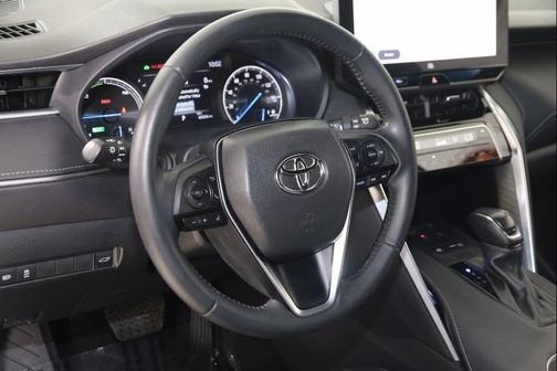 2023 Toyota Venza XLE