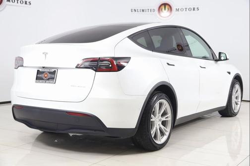 2021 Tesla Model Y Long Range Dual Motor All-Wheel Drive