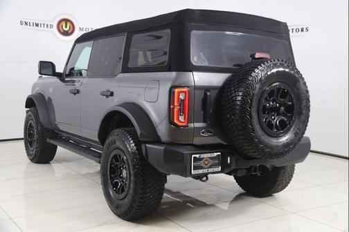 Carbonized Gray Metallic 2023 Ford Bronco Wildtrak