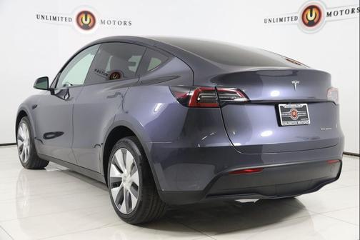 2022 Tesla Model Y Long Range Dual Motor All-Wheel Drive