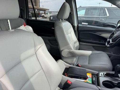 Lunar Silver Metallic 2020 Honda Pilot EX-L