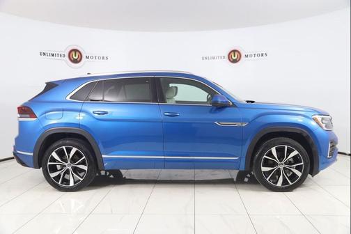 Kingfisher Blue Metallic 2024 Volkswagen Atlas Cross Sport 2.0T SEL Premium