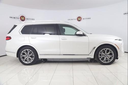 2023 BMW X7 xDrive40i