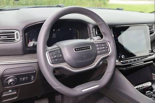 2022 Jeep Wagoneer Series II 4x4