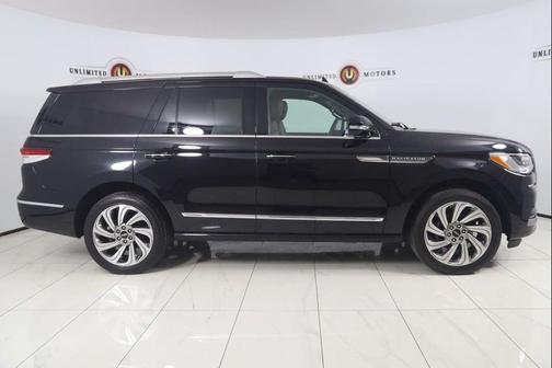 2023 Lincoln Navigator Reserve