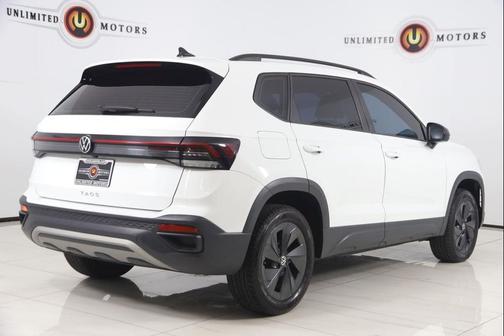 Pure White 2025 Volkswagen Taos 1.5T S