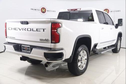 2025 Chevrolet Silverado 2500 High Country