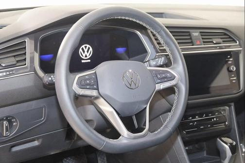 2024 Volkswagen Tiguan 2.0T SE 4MOTION